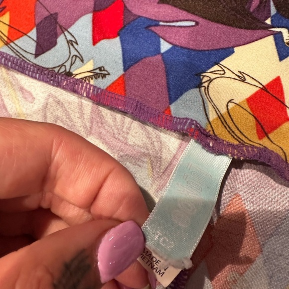 Colorful Geometric Patterned Leggings - Picture 4 of 5